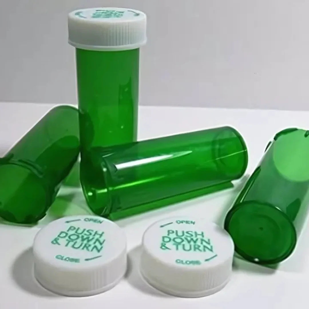 8 dram push turn cr bottles green